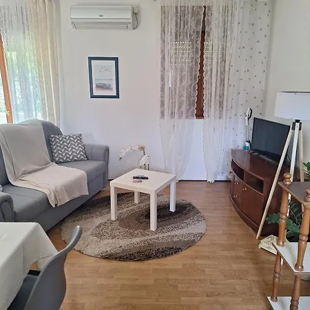 And With Parking Space Palit, Rab - 22221 Pensionat Rab Town