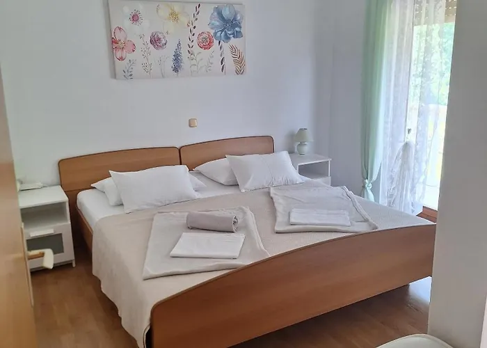 Affittacamere And With Parking Space Palit, Rab - 22221