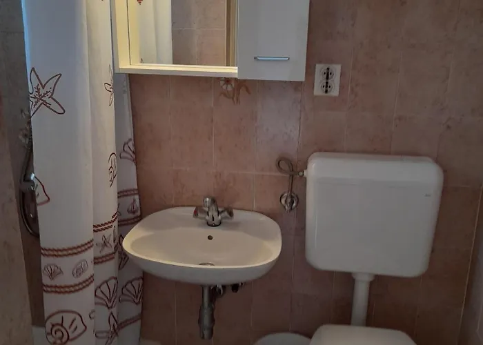 And With Parking Space Palit, Rab - 22221 Affittacamere Rab Town